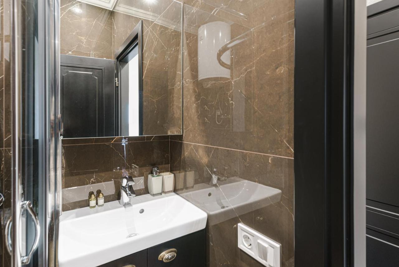 Apart Hotel D'Monica Odesa Exterior photo