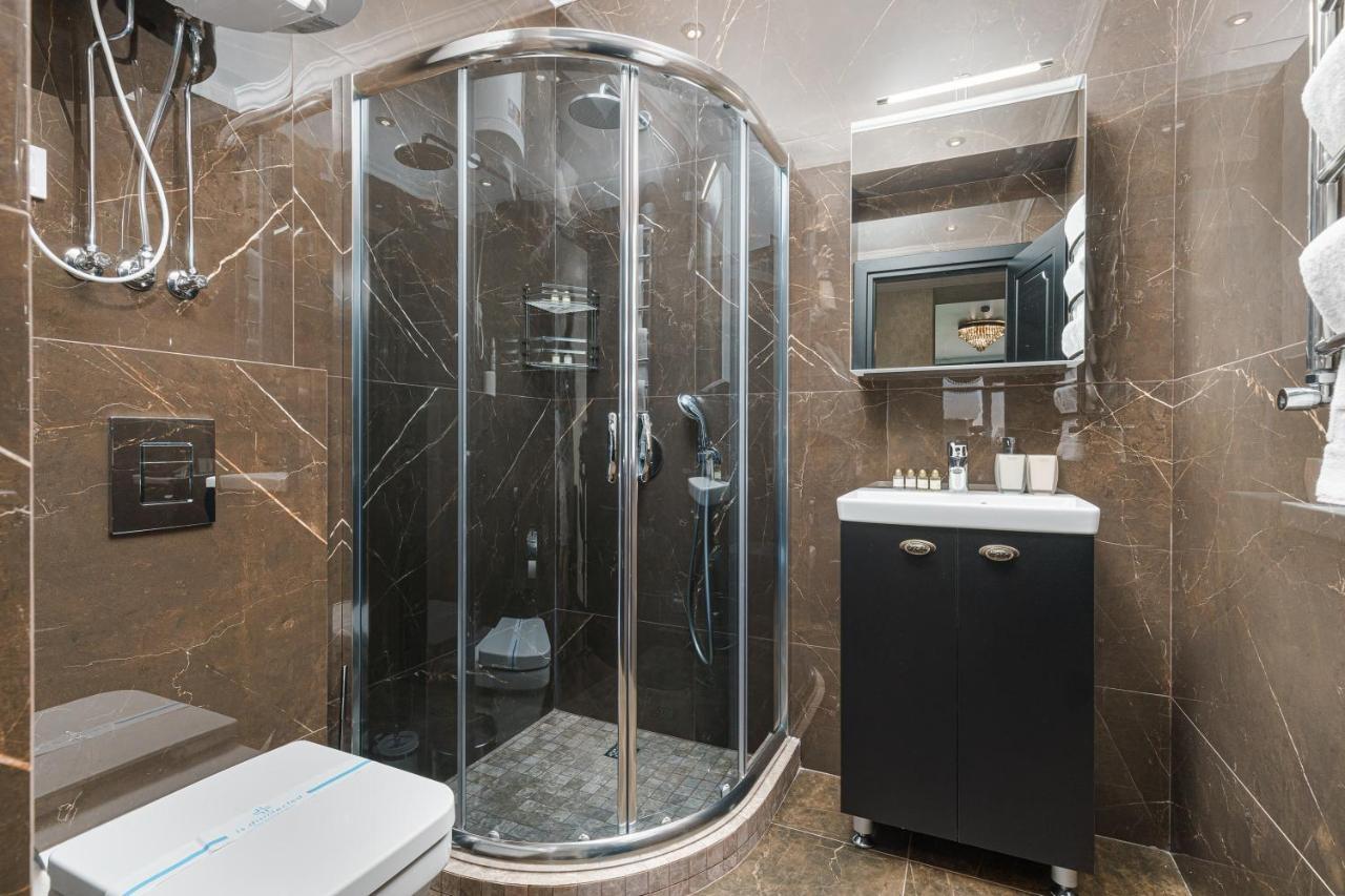Apart Hotel D'Monica Odesa Exterior photo
